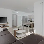 Tonka By Interhome