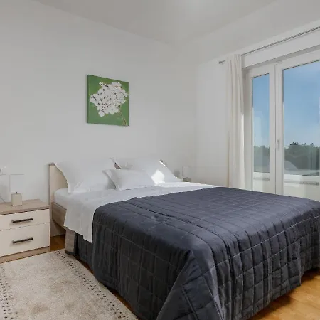 Holiday Tonka By Interhome Nyaraló *