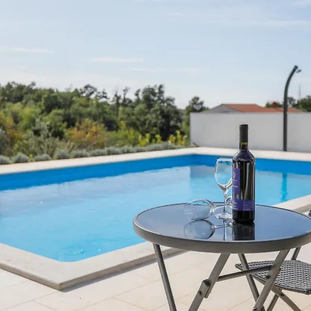 Holiday Tonka By Interhome Nova Vas (Porec)