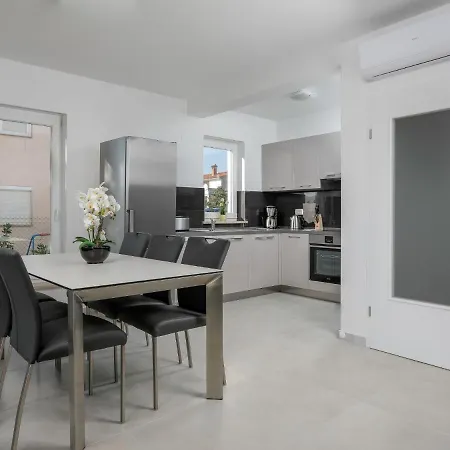 Holiday Tonka By Interhome * Nova Vas (Porec)