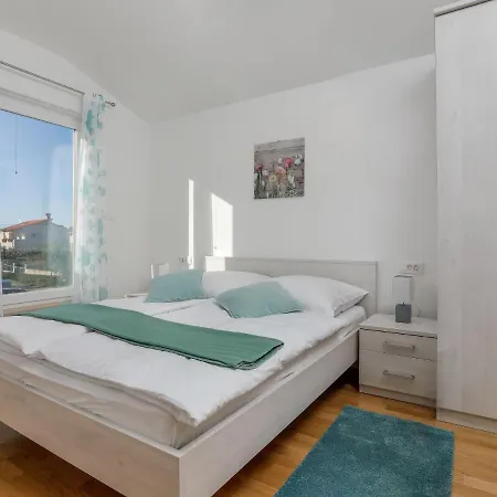 Holiday Tonka By Interhome *