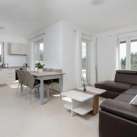 Holiday Tonka By Interhome *