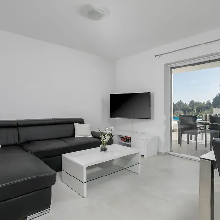 בית נופש Holiday Tonka By Interhome *